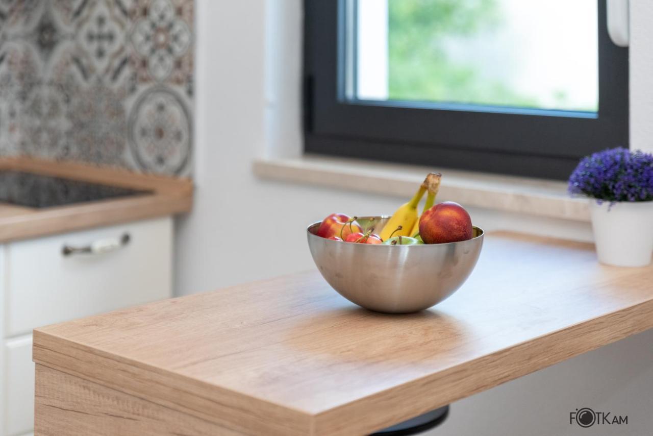 Libar Studio Apartments Baška Voda Εξωτερικό φωτογραφία