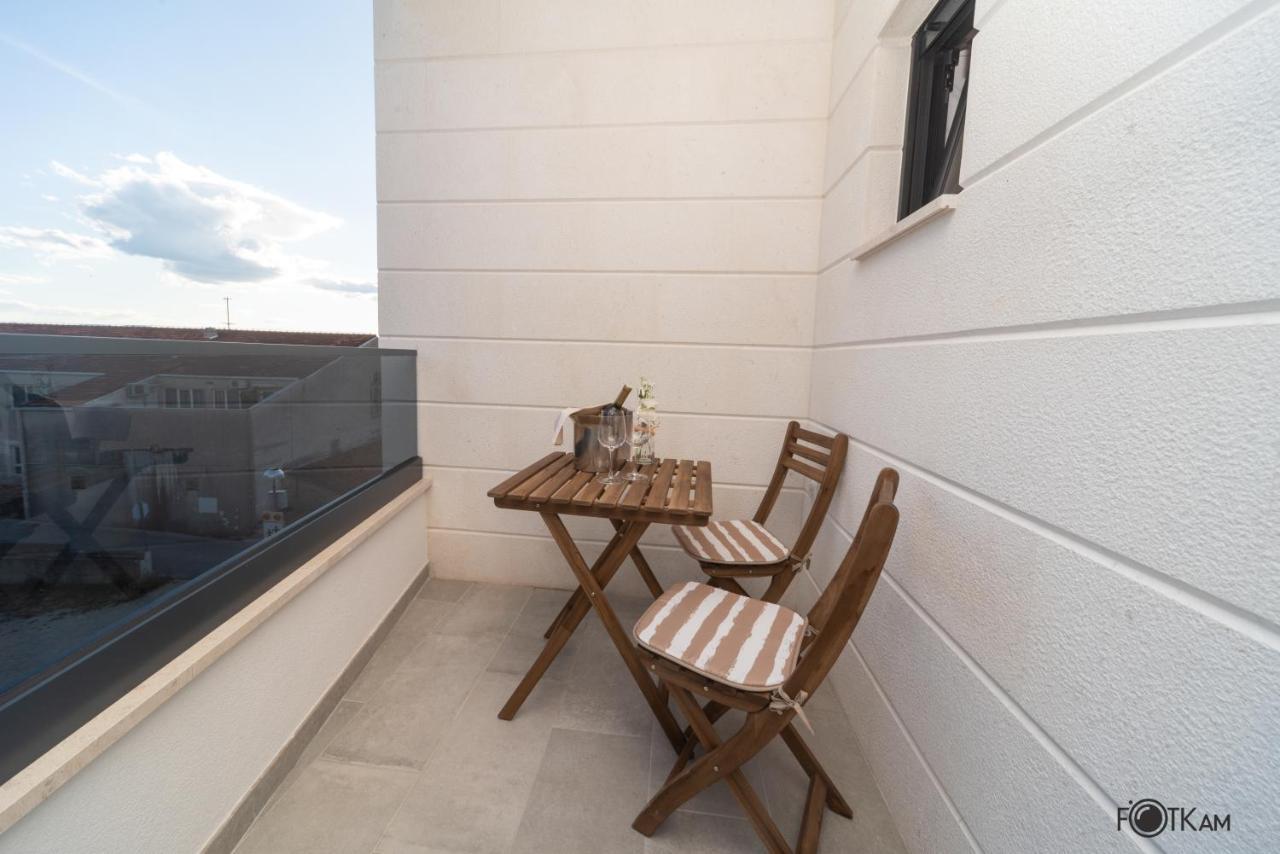 Libar Studio Apartments Baška Voda Εξωτερικό φωτογραφία