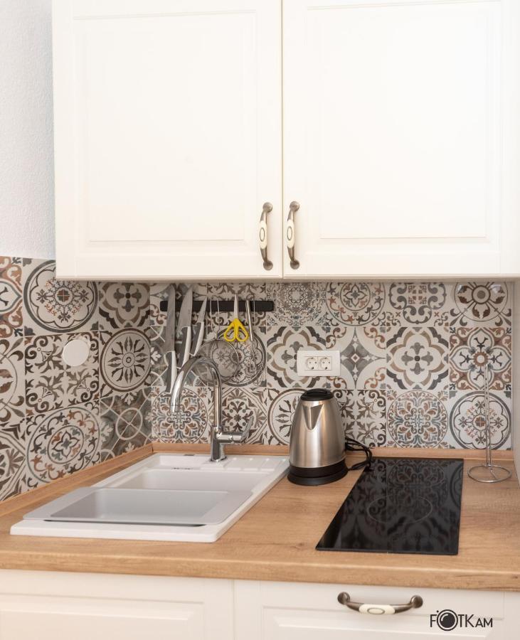 Libar Studio Apartments Baška Voda Εξωτερικό φωτογραφία
